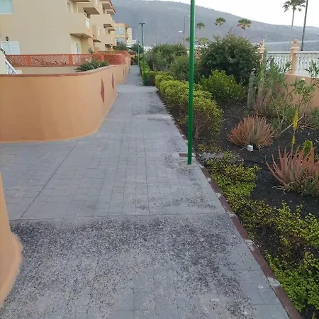Caletillas Black 1º Linea Playa & Piscina & Wifi Apartment