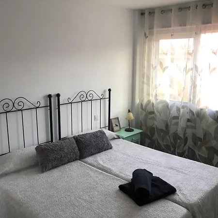 Caletillas Black 1º Linea Playa & Piscina & Wifi Apartment